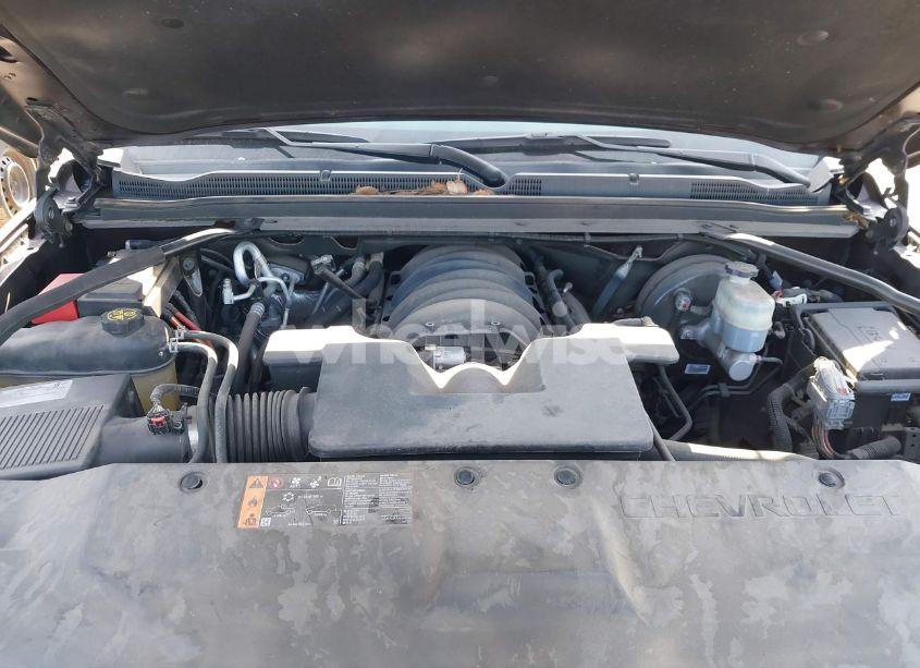 Photo 10 of 2020 Chevrolet Suburban 2WD LT (VIN 1GNSCHKC6LR212544)