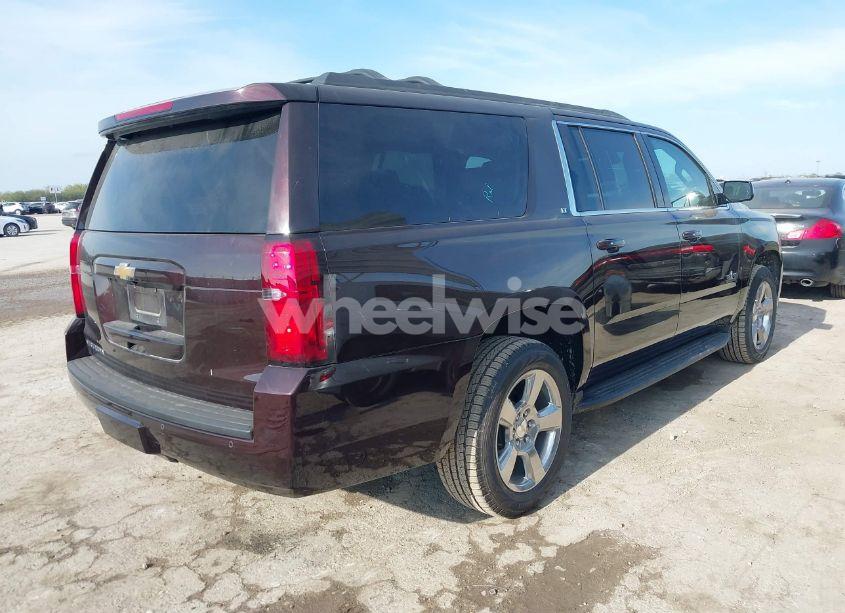 Photo 4 of 2020 Chevrolet Suburban 2WD LT (VIN 1GNSCHKC6LR212544)