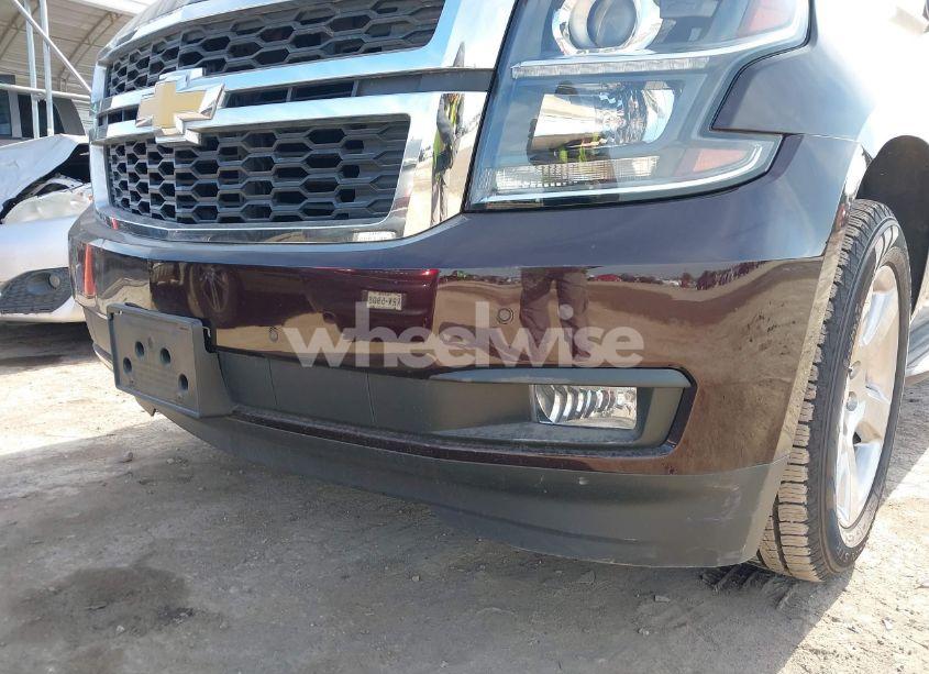 Photo 6 of 2020 Chevrolet Suburban 2WD LT (VIN 1GNSCHKC6LR212544)