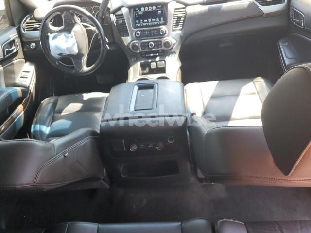 Photo 11 of 2017 CHEVROLET SUBURBAN C1500 LT N/A (VIN 1GNSCHKC7HR171574)