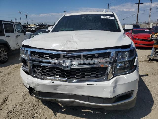 Photo 4 of 2017 CHEVROLET SUBURBAN C1500 LT N/A (VIN 1GNSCHKC7HR171574)