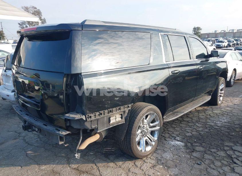 Photo 4 of 2017 Chevrolet Suburban LT (VIN 1GNSCHKC7HR193090)