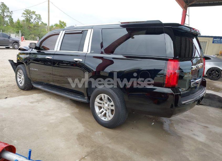 Photo 3 of 2017 Chevrolet Suburban LT (VIN 1GNSCHKC7HR325328)