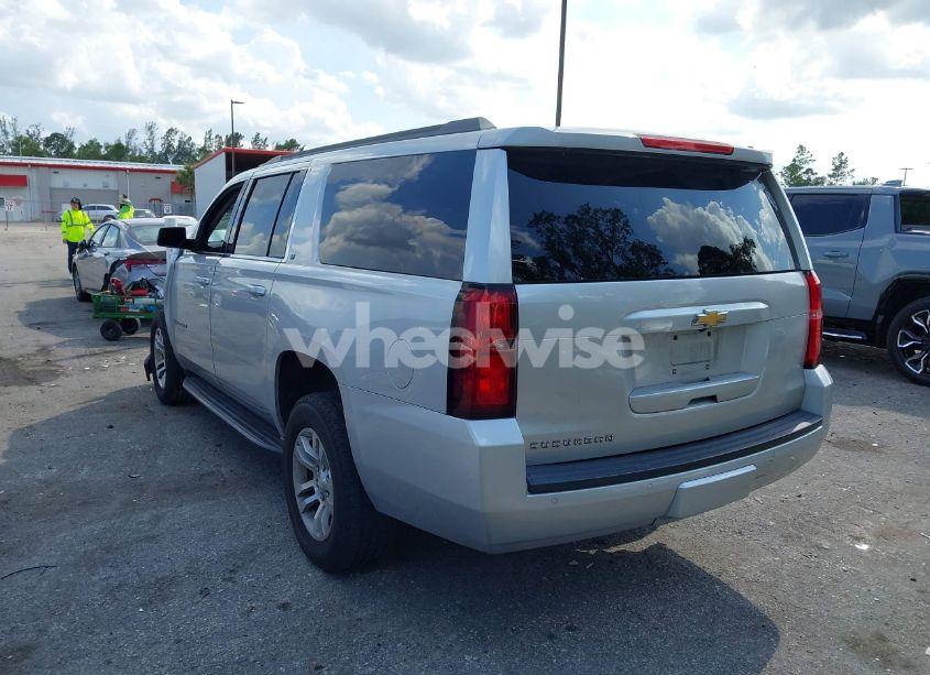 Photo 12 of 2018 Chevrolet Suburban LT (VIN 1GNSCHKC7JR162024)