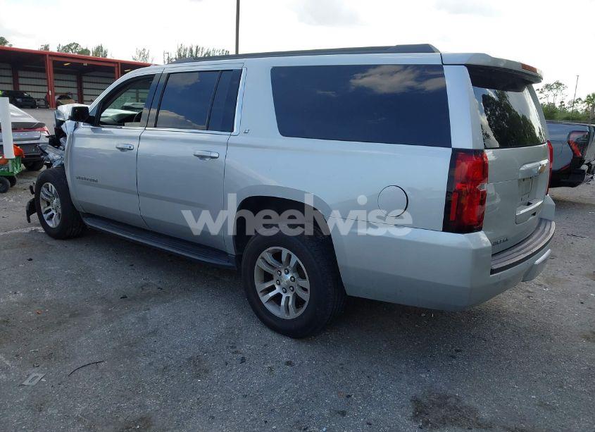 Photo 3 of 2018 Chevrolet Suburban LT (VIN 1GNSCHKC7JR162024)