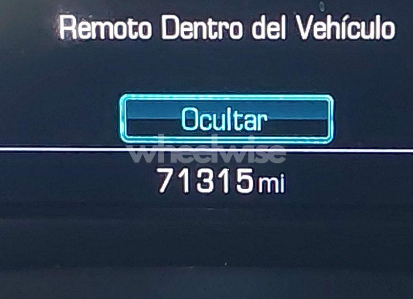 Photo 15 of 2019 Chevrolet Suburban LT (VIN 1GNSCHKC7KR180427)