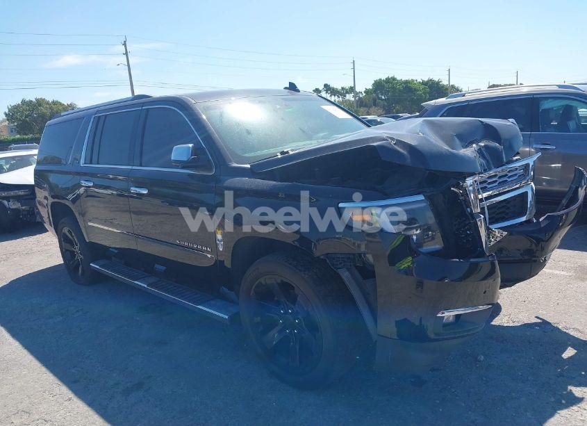 Photo 18 of 2019 Chevrolet Suburban LT (VIN 1GNSCHKC7KR180427)
