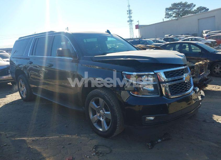 2016 Chevrolet Suburban LT (VIN 1GNSCHKC8GR452846) main photo
