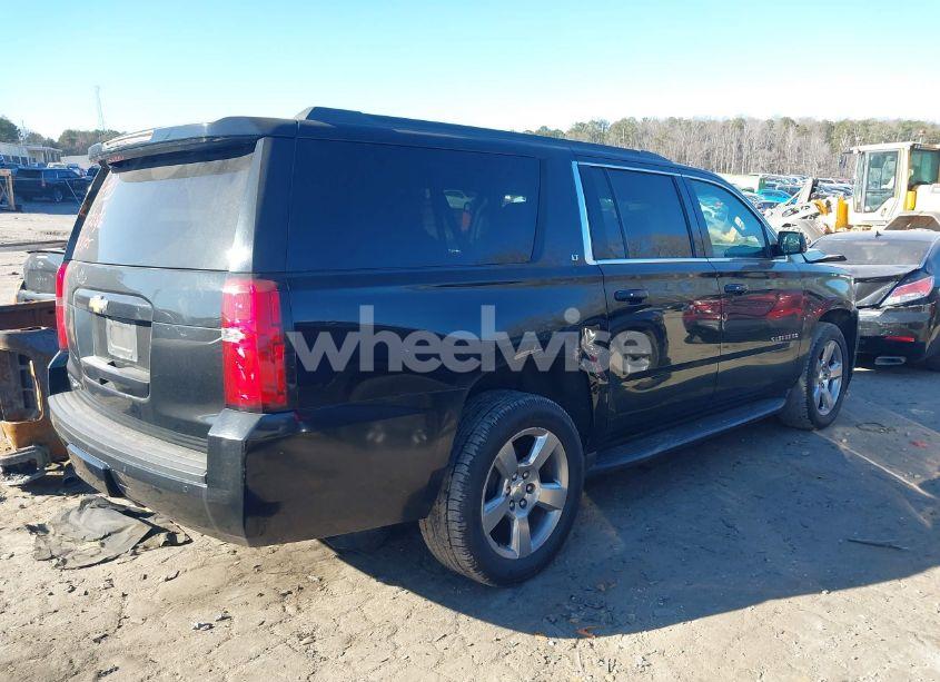 Photo 4 of 2016 Chevrolet Suburban LT (VIN 1GNSCHKC8GR452846)