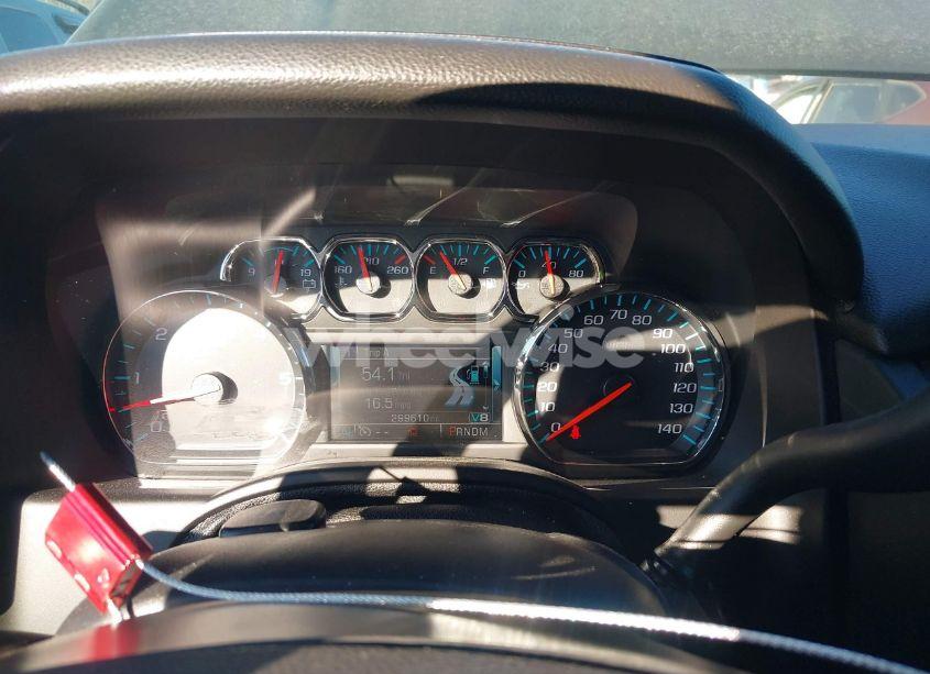 Photo 7 of 2016 Chevrolet Suburban LT (VIN 1GNSCHKC8GR452846)