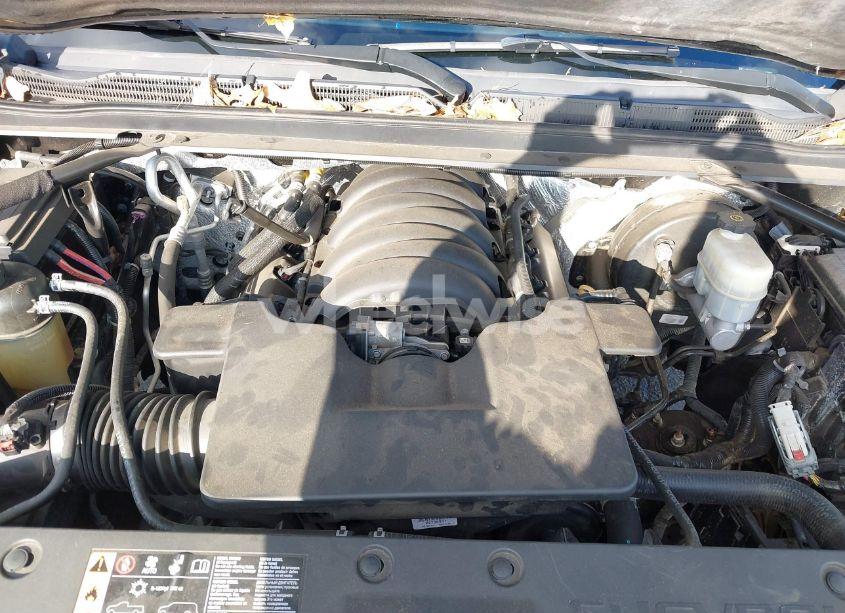 Photo 10 of 2017 Chevrolet Suburban LT (VIN 1GNSCHKC8HR152631)