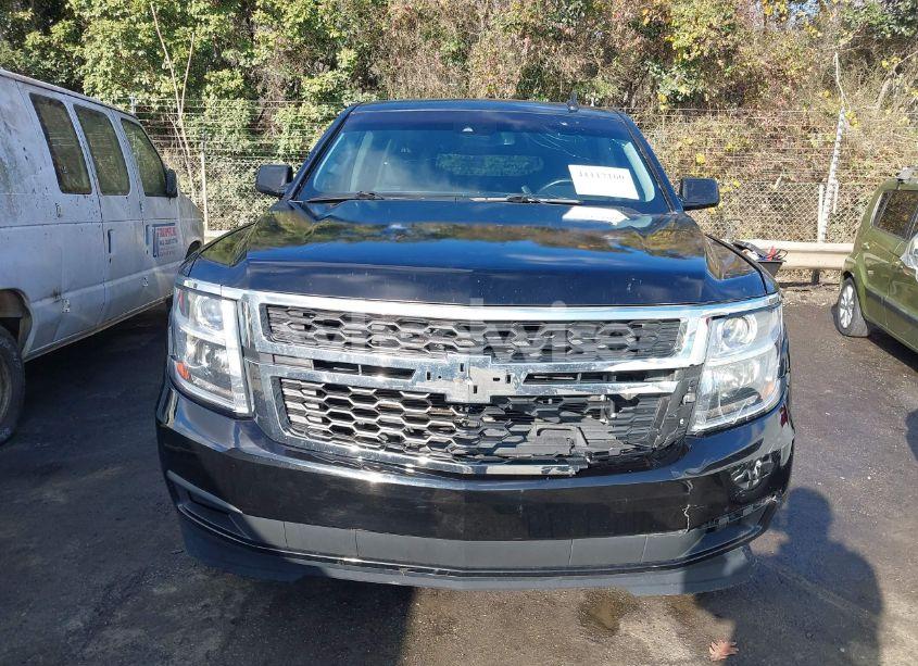 Photo 12 of 2017 Chevrolet Suburban LT (VIN 1GNSCHKC8HR152631)