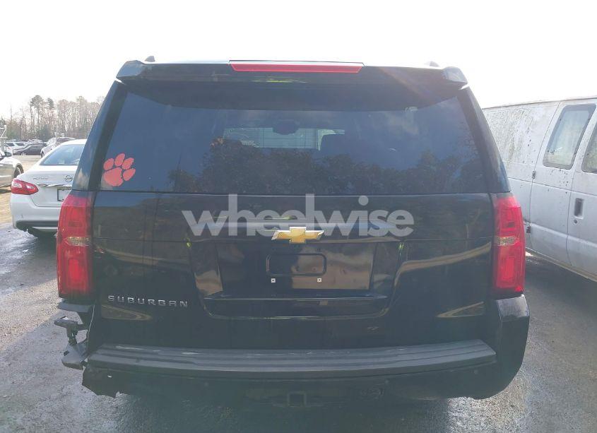 Photo 16 of 2017 Chevrolet Suburban LT (VIN 1GNSCHKC8HR152631)