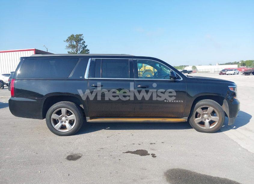 Photo 13 of 2017 Chevrolet Suburban LT (VIN 1GNSCHKC8HR247853)