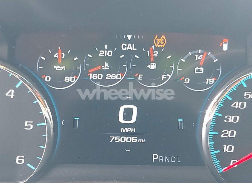 Photo 15 of 2017 Chevrolet Suburban LT (VIN 1GNSCHKC8HR344552)