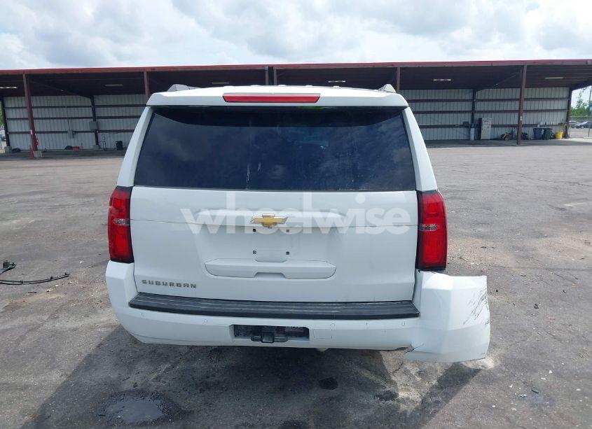 Photo 16 of 2017 Chevrolet Suburban LT (VIN 1GNSCHKC8HR344552)