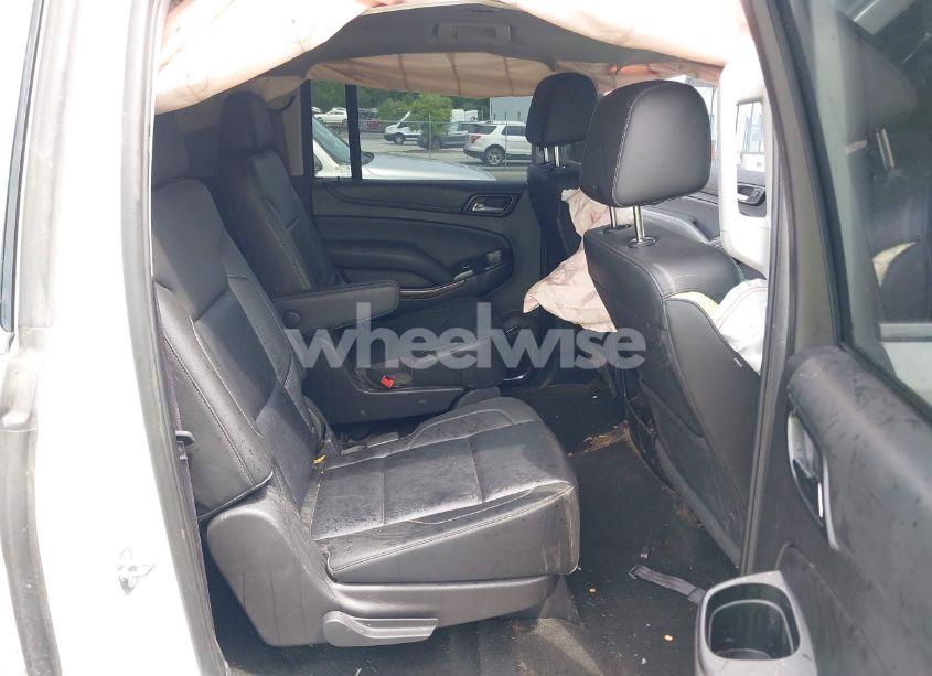 Photo 8 of 2017 Chevrolet Suburban LT (VIN 1GNSCHKC8HR344552)