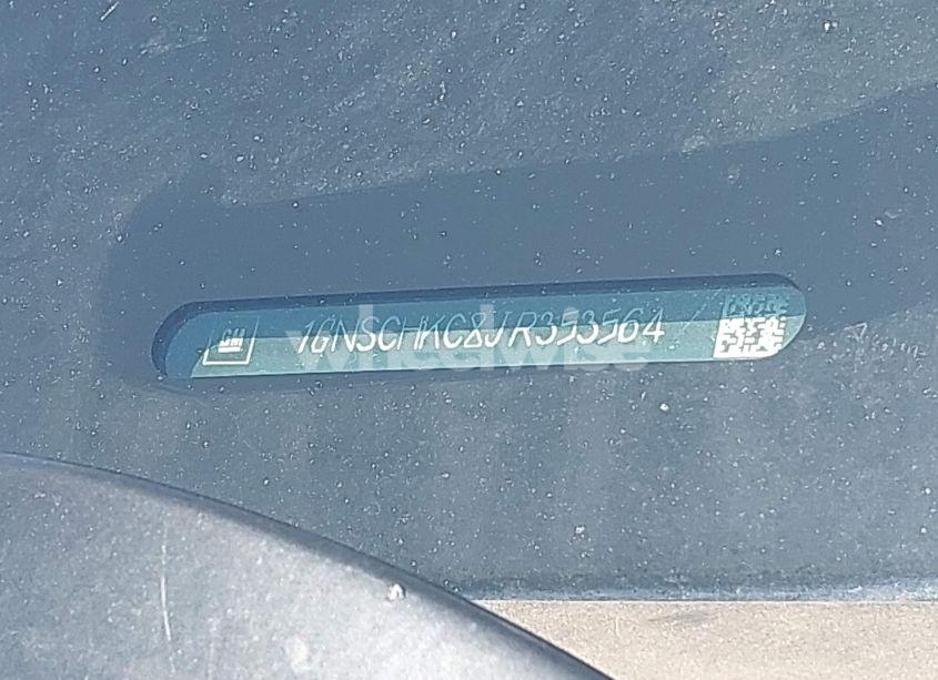 Photo 9 of 2018 Chevrolet Suburban LT (VIN 1GNSCHKC8JR353564)