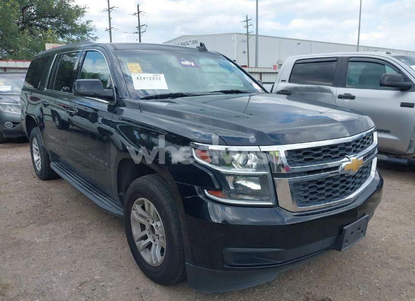 2019 Chevrolet Suburban LT (VIN 1GNSCHKC8KR344963) main photo