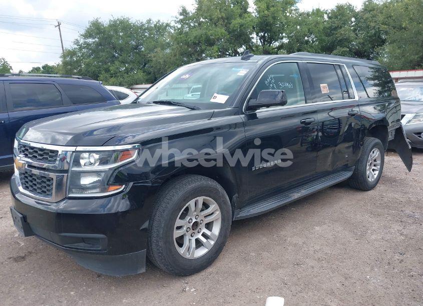 Photo 2 of 2019 Chevrolet Suburban LT (VIN 1GNSCHKC8KR344963)