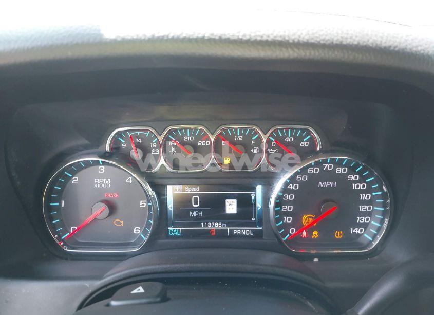 Photo 7 of 2019 Chevrolet Suburban LT (VIN 1GNSCHKC8KR380930)