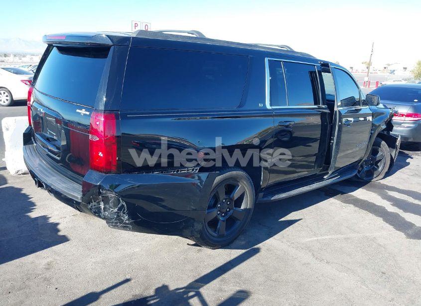 Photo 4 of 2020 Chevrolet Suburban 2WD LT (VIN 1GNSCHKC8LR189560)