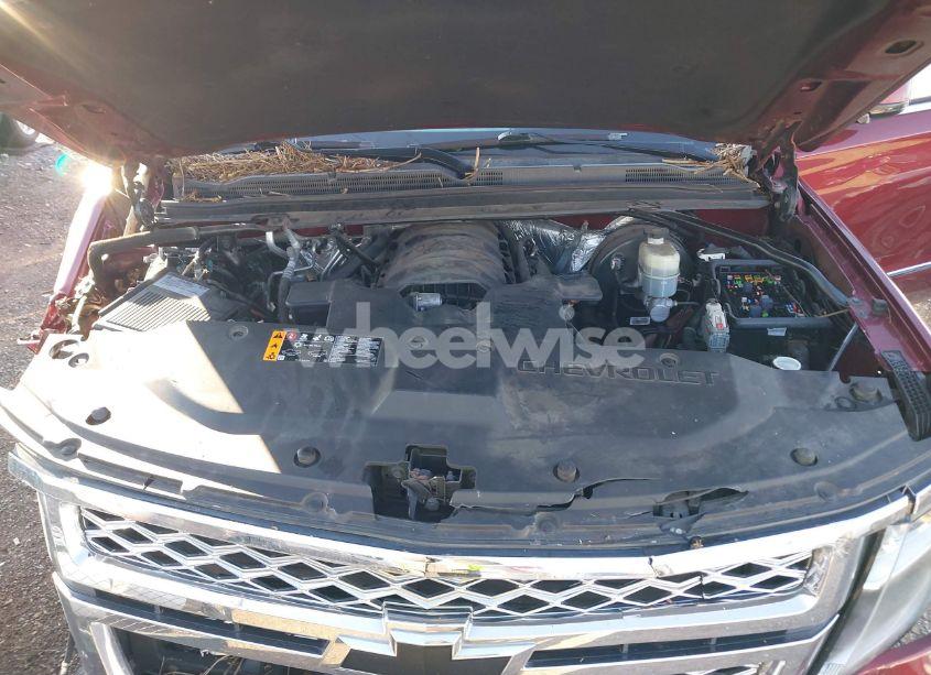 Photo 10 of 2017 Chevrolet Suburban LT (VIN 1GNSCHKC9HR233086)