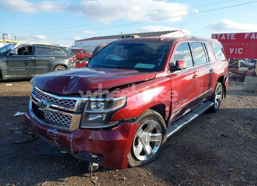 Photo 2 of 2017 Chevrolet Suburban LT (VIN 1GNSCHKC9HR233086)