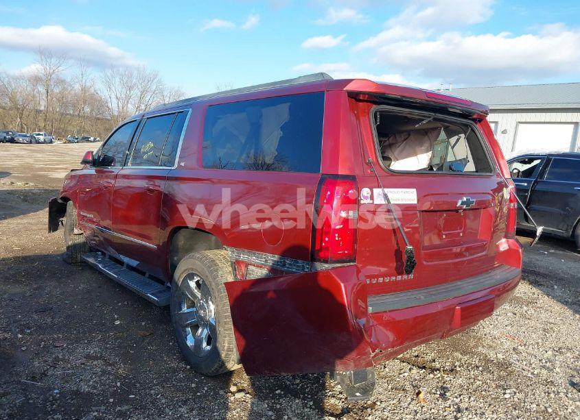 Photo 3 of 2017 Chevrolet Suburban LT (VIN 1GNSCHKC9HR233086)