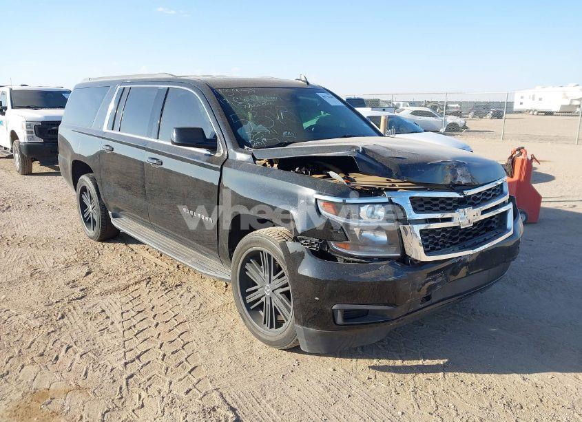 2017 Chevrolet Suburban LT (VIN 1GNSCHKC9HR315318) main photo