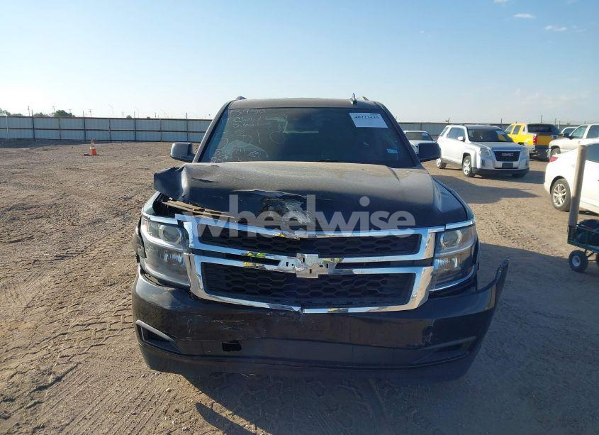 Photo 12 of 2017 Chevrolet Suburban LT (VIN 1GNSCHKC9HR315318)