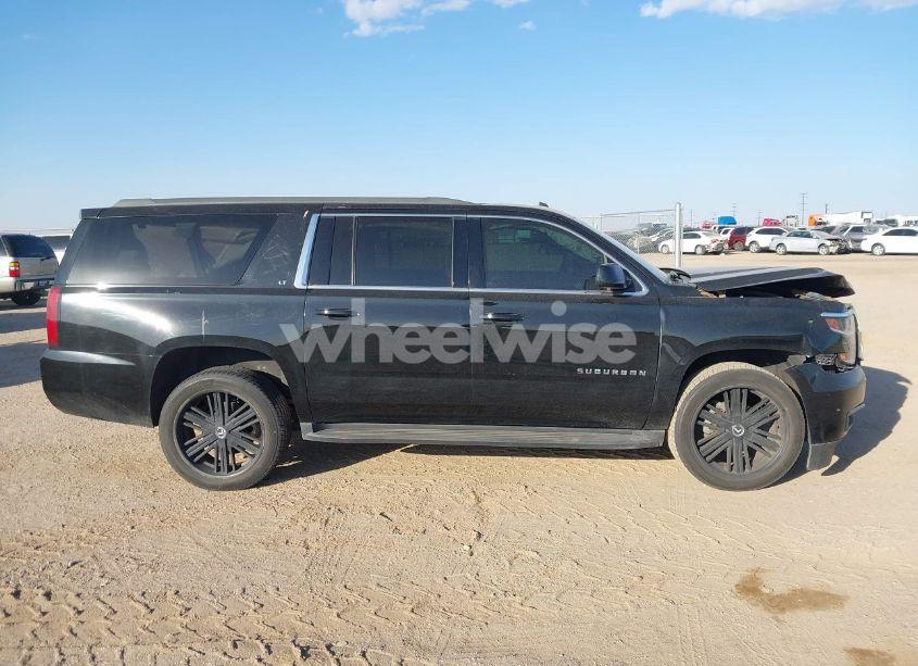 Photo 13 of 2017 Chevrolet Suburban LT (VIN 1GNSCHKC9HR315318)