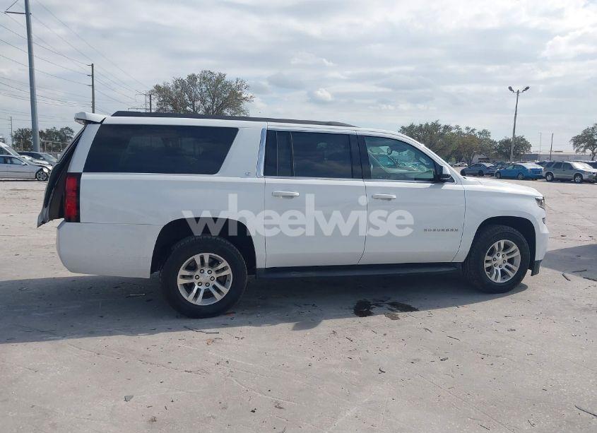 Photo 13 of 2018 Chevrolet Suburban LT (VIN 1GNSCHKC9JR337230)