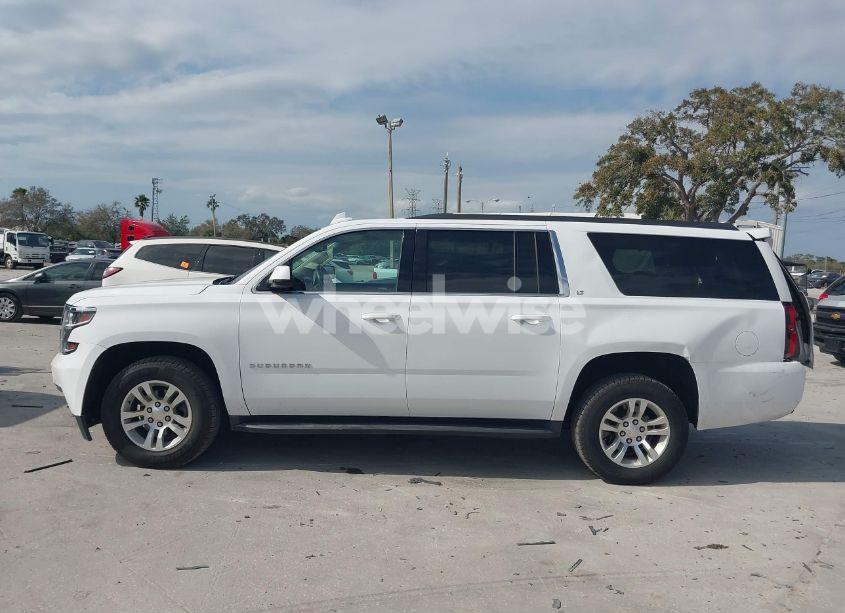 Photo 14 of 2018 Chevrolet Suburban LT (VIN 1GNSCHKC9JR337230)
