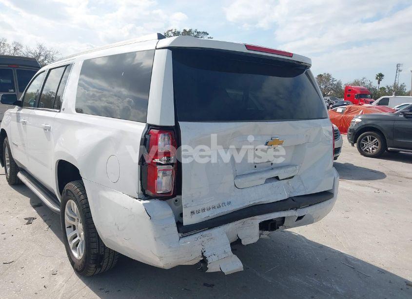 Photo 6 of 2018 Chevrolet Suburban LT (VIN 1GNSCHKC9JR337230)
