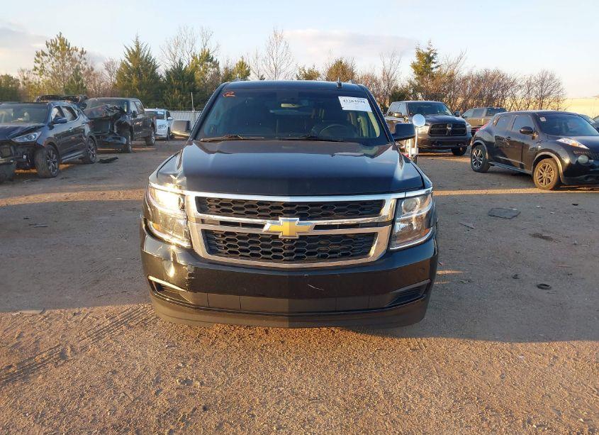 Photo 12 of 2019 Chevrolet Suburban LT (VIN 1GNSCHKC9KR390396)