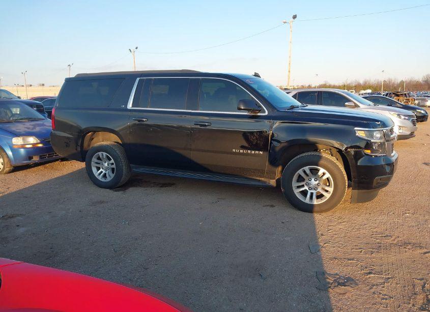 Photo 13 of 2019 Chevrolet Suburban LT (VIN 1GNSCHKC9KR390396)