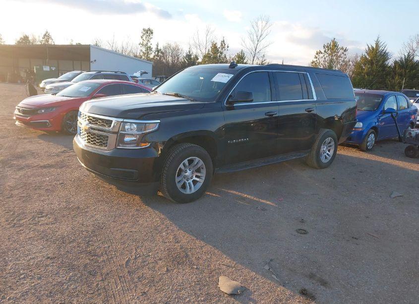Photo 2 of 2019 Chevrolet Suburban LT (VIN 1GNSCHKC9KR390396)
