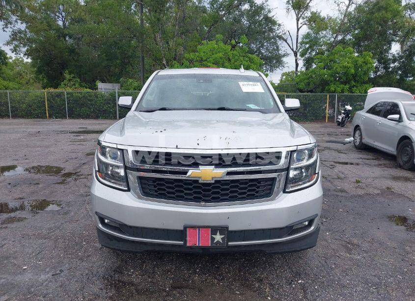 Photo 13 of 2016 Chevrolet Suburban LT (VIN 1GNSCHKCXGR111027)