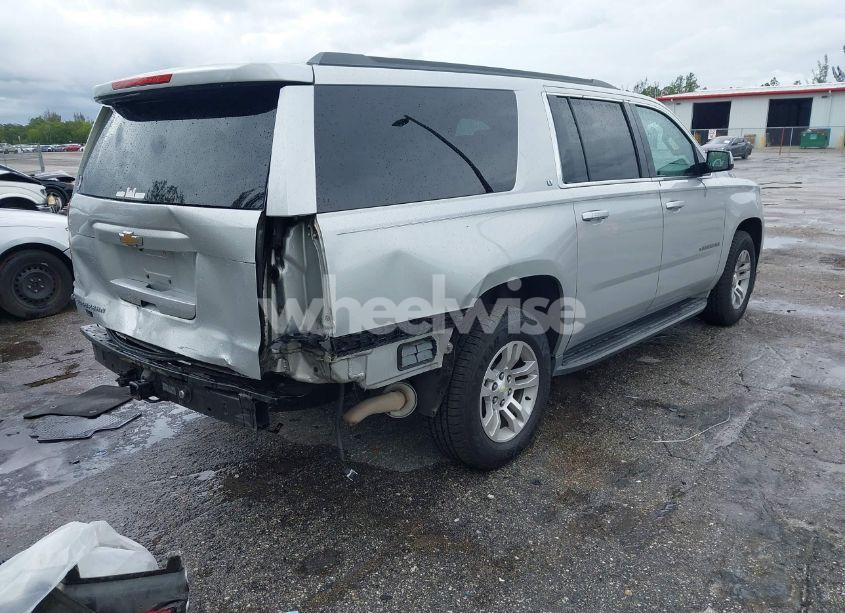 Photo 4 of 2016 Chevrolet Suburban LT (VIN 1GNSCHKCXGR111027)