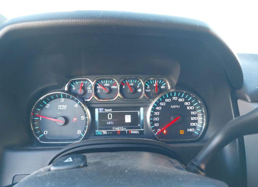 Photo 7 of 2017 Chevrolet Suburban LT (VIN 1GNSCHKCXHR190619)