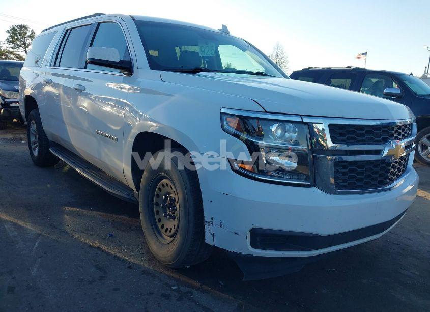 2018 Chevrolet Suburban LT (VIN 1GNSCHKCXJR109429) main photo