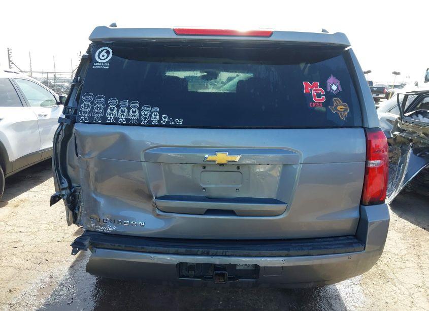 Photo 16 of 2019 Chevrolet Suburban LT (VIN 1GNSCHKCXKR124367)