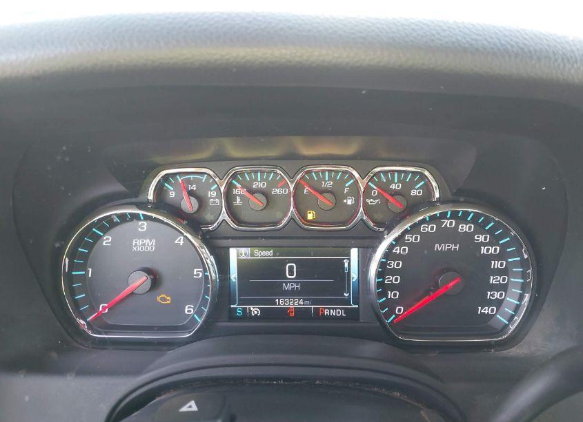 Photo 7 of 2019 Chevrolet Suburban LT (VIN 1GNSCHKCXKR124367)