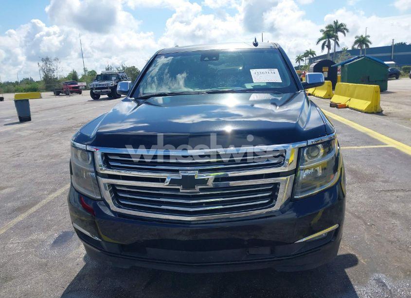 Photo 6 of 2019 Chevrolet Suburban LT (VIN 1GNSCHKCXKR188439)