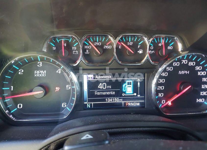 Photo 7 of 2019 Chevrolet Suburban LT (VIN 1GNSCHKCXKR188439)