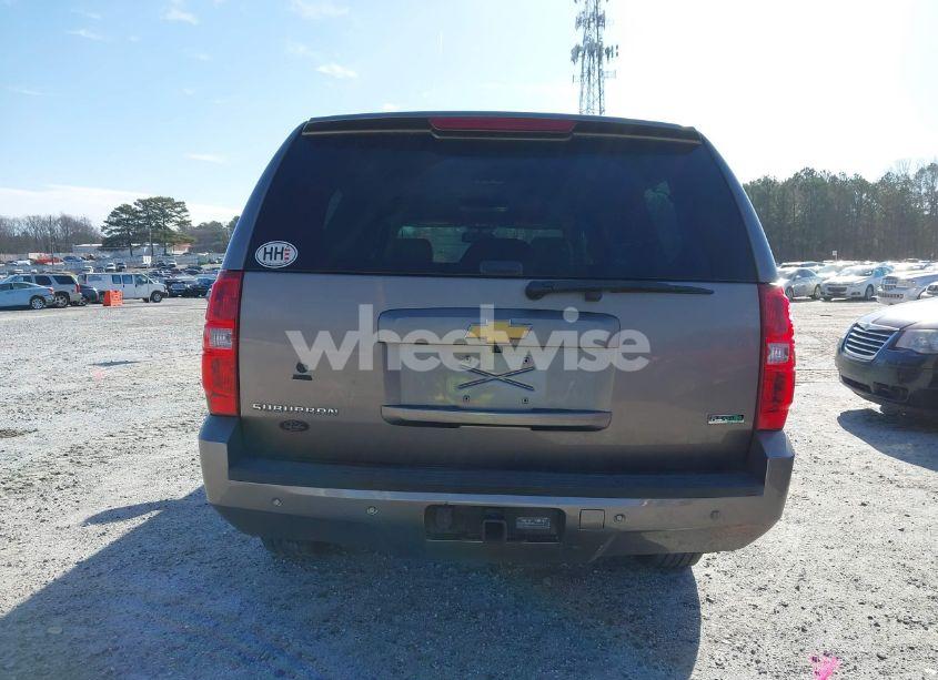 Photo 15 of 2011 Chevrolet Suburban 1500 LT1 (VIN 1GNSCJE00BR122636)