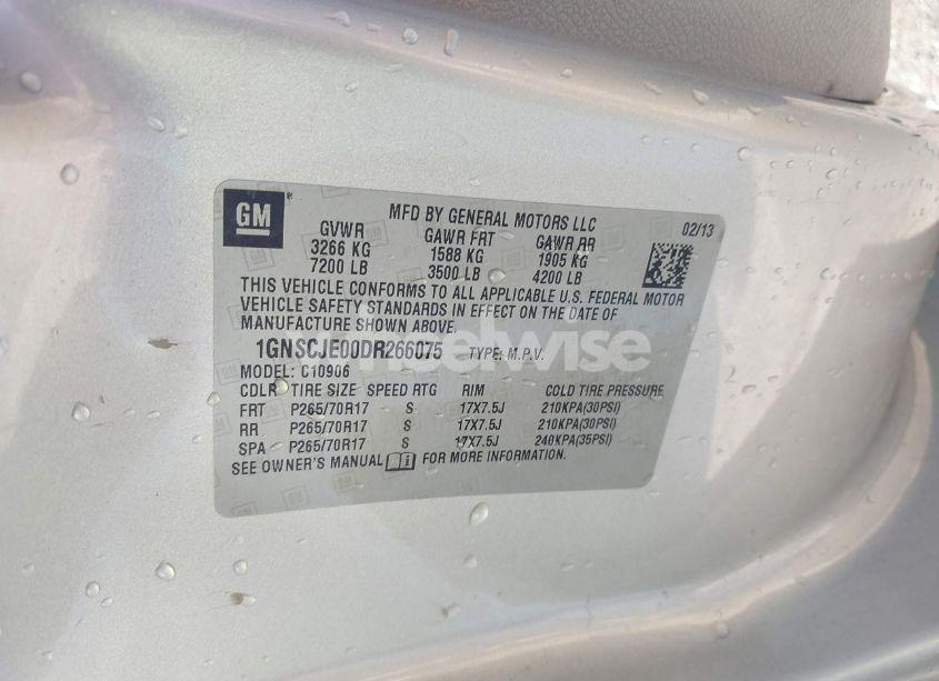 Photo 9 of 2013 Chevrolet Suburban 1500 LT (VIN 1GNSCJE00DR266075)