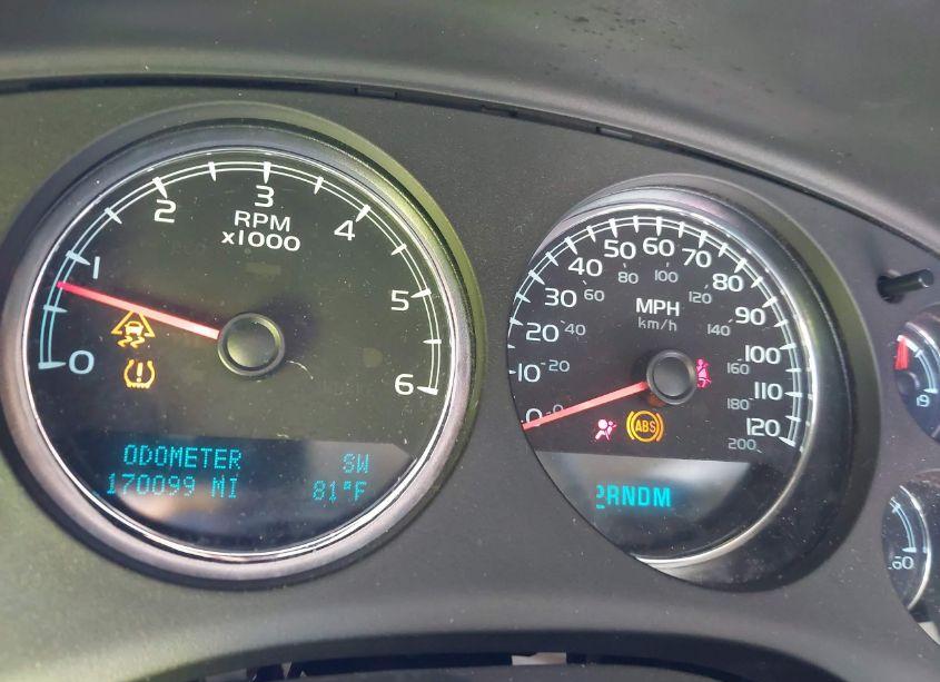 Photo 7 of 2011 Chevrolet Suburban 1500 LT1 (VIN 1GNSCJE01BR253137)