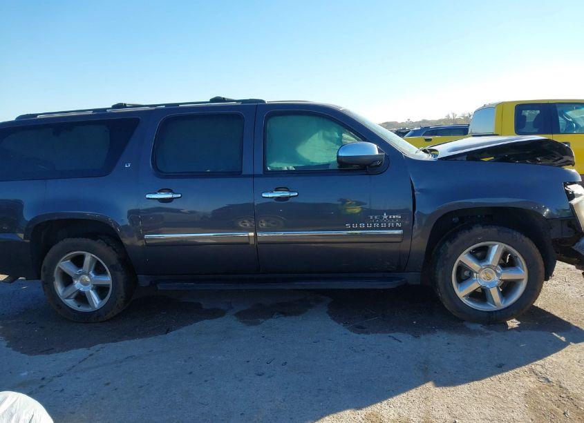 Photo 13 of 2011 Chevrolet Suburban 1500 LT1 (VIN 1GNSCJE01BR299003)
